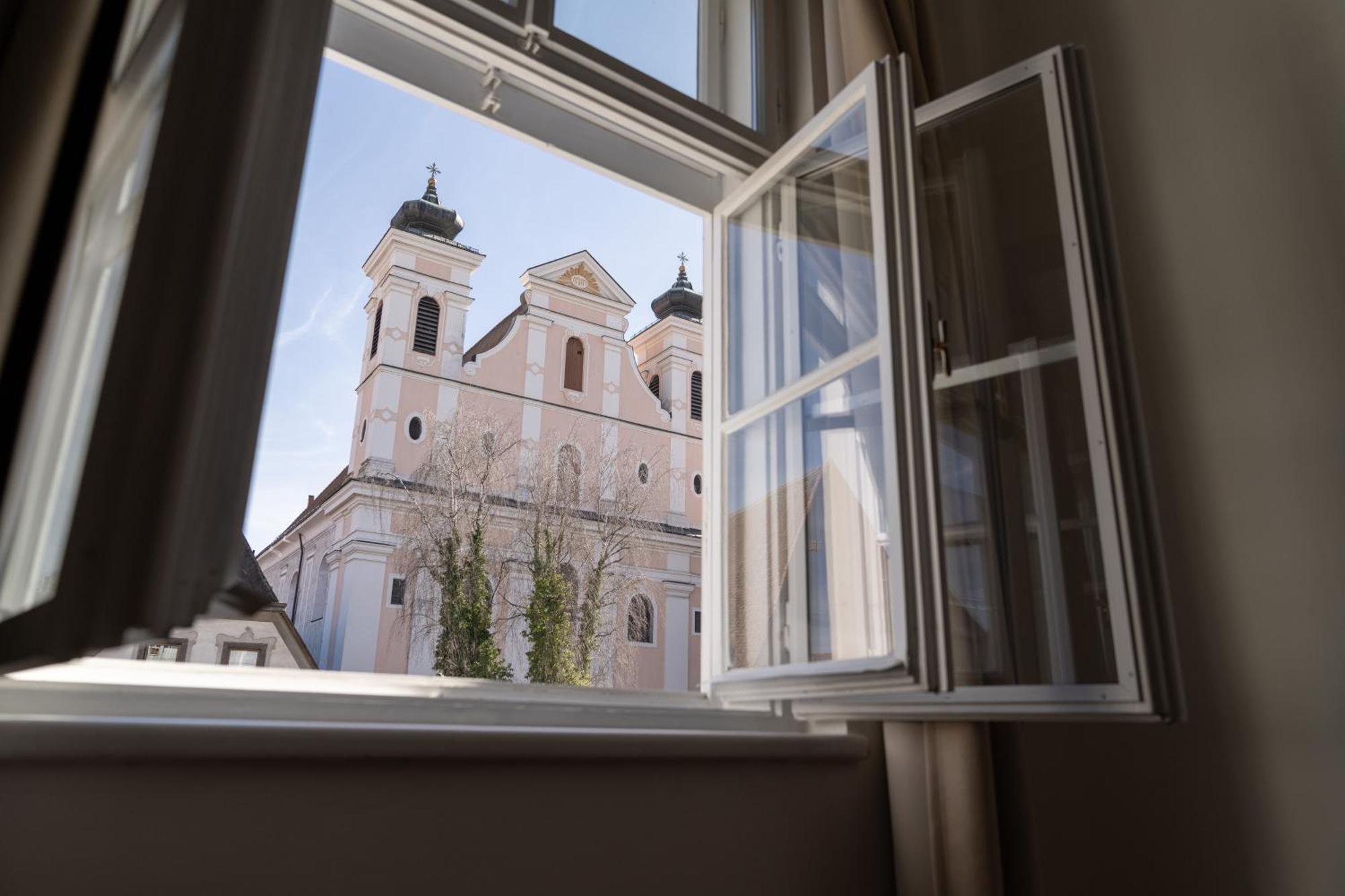 Stadthotel Styria ชไตอาร์ ภายนอก รูปภาพ